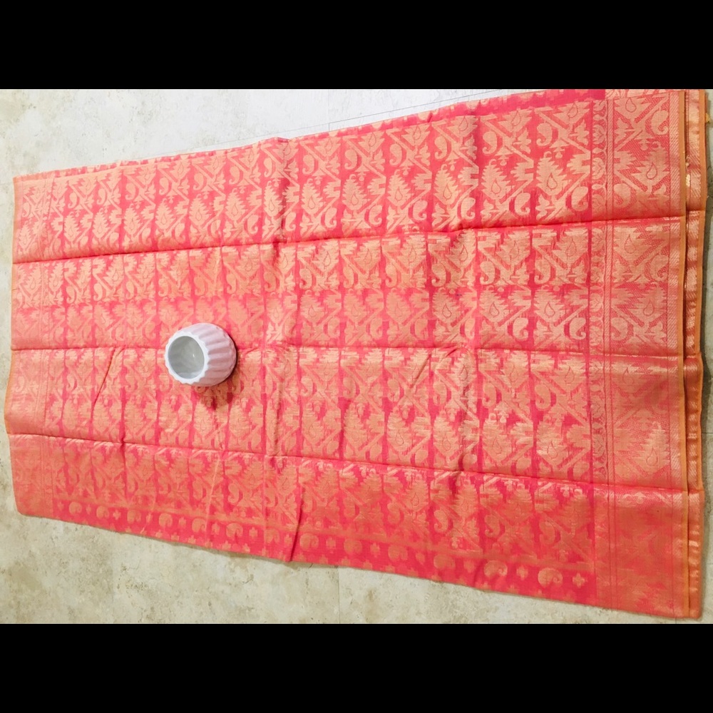 Saree - Picture 3 of 3